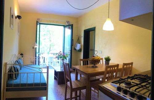 Idro Apartamento | Direkt am See mit Terrasse und Zwei Schlafzimmern
