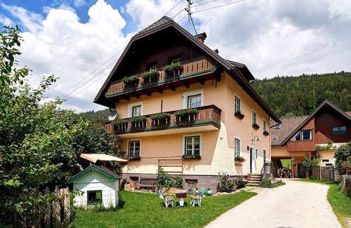 Weissenbach Apartamento | Dirndl - App. with 1 bedroom, living room/kitchen, shower, WC - Abenteuerhof Schiefer