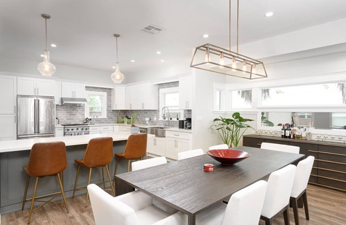 Mid City Casa | MAY Discount! Charming 3-bedroom Craftsman in Mid City with Backyard
