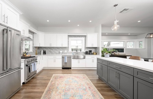 Mid City Casa | MAY Discount! Charming 3-bedroom Craftsman in Mid City with Backyard