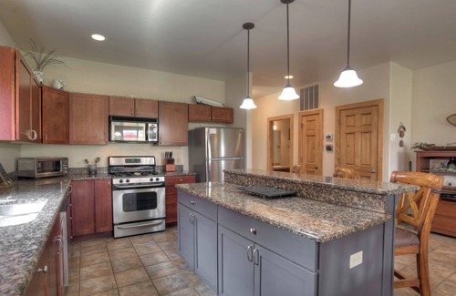South Fork Casa | Discount Golf Privileges - Overlooks 9th Green - 20 Mins to Wolf Creek Ski