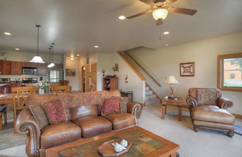 South Fork Casa | Discount Golf Privileges - Overlooks 9th Green - 20 Mins to Wolf Creek Ski