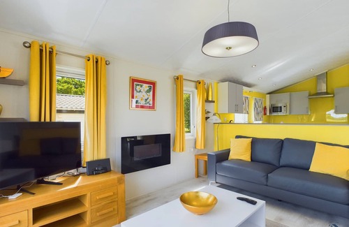 Cowes Casa | 7 Medina Rise Family fun for all