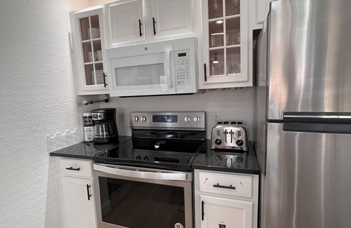 Venetian Bay Villages Villa | DISCOUNTED!!! Magnolia House 8pp 4bd-3ba Disney Universal