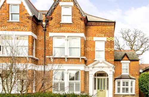 South Acton Casa | Propiedad de época elegante