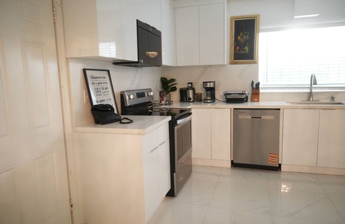 Seybold Casa | Discover a unique waterfront getaway minutes from everything Miami has to offer.
