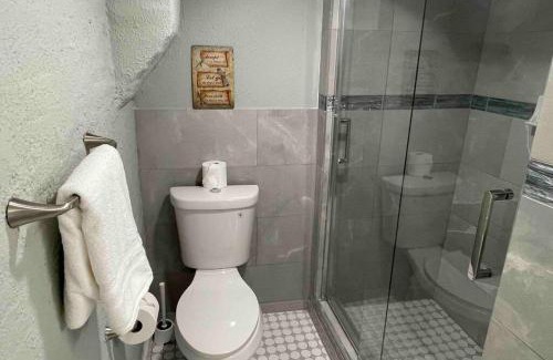 Upper Fells Point Apartamento | Discover Charm City from a Cozy Retreat
