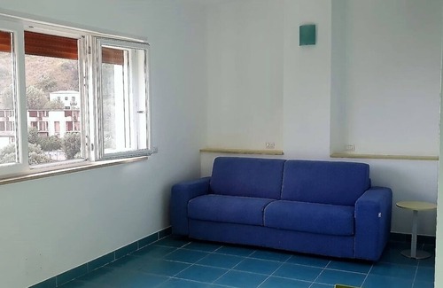 Marina di Pisciotta Apartamento | Discover Cilento - Pomegranate - Two-room apartment in Pisciotta with sea view