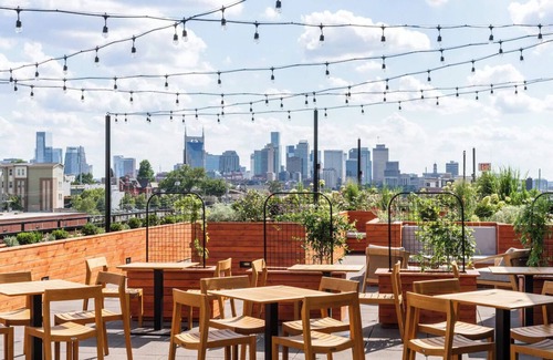 East Nashville Casa | Discover East Nashville! Trendy Room Near Local Eateries, Hotspots & Airport