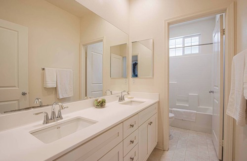 Upland Casa | Discover Elegance on Granada Rd