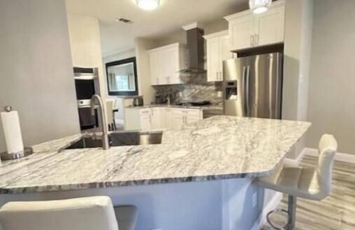 Lancaster Casa | Discover family fun @ our 4-bedroom Lancaster retreat, 15min drive to Dallas Zoo