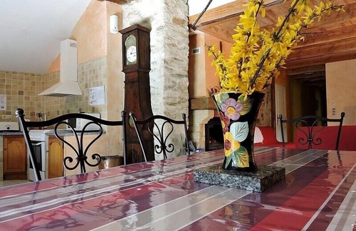 Montredon-Labessonnie Casa | Gran cabaña espaciosa accesible para discapacitados