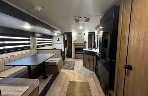 Salamatof Casa | Discover Kenai Base Camp