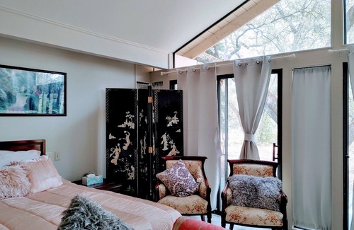 Granite Bay Otro | Discover Lake Farmhouse next to 100 acres
