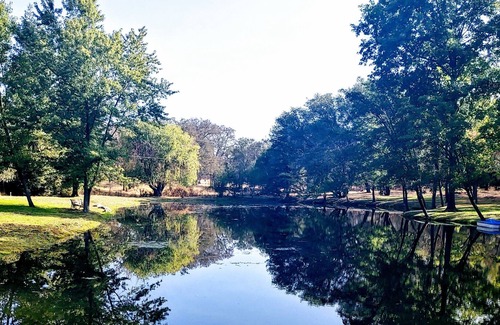 Granite Bay Casa | Discover Private Lakehouse 100 acre Farm Folsom Lake
