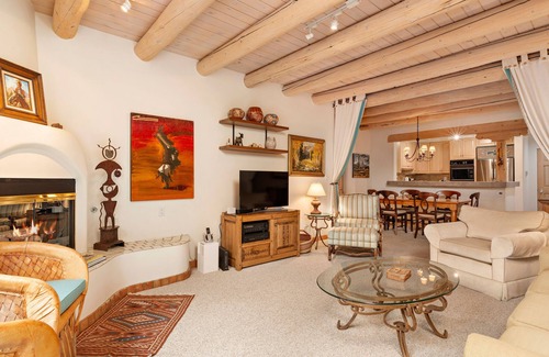 Quail Run Condominio | Discover Serenity at Quail Run 150 - Santa Fe's Hidden Gem!