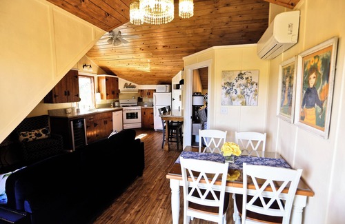Templeton Apartamento | Discover the charm of wine country at the Briarwood one-bedroom apartment!