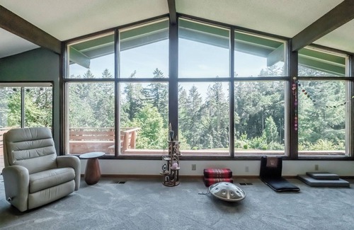 Corvallis Casa | Discover: The Rivendell Retreat