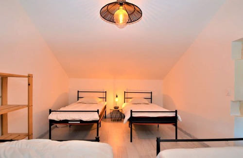 Suze-la-Rousse Casa | Alojamiento de 3 habitaciones en Suze la Rousse