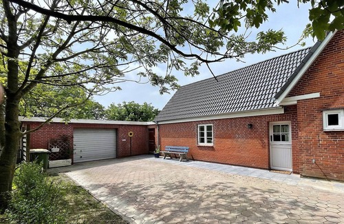 Dagebuell Apartamento | "Discover Tranquility at 'Lütt' – Your Perfect Getaway by the Sea!"