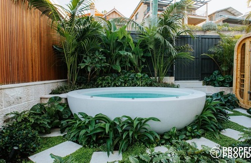 Mosman Casa | Discover uber-luxury on Balmoral Slopes