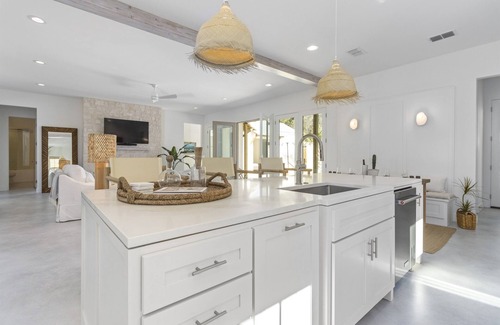 Arp Casa | Discover Wildfeather: Elegant + Serene Stay