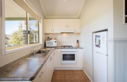 Lake Hume Village Otro | Discovery Parks - Lake Hume, New South Wales