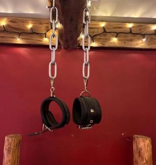Newport Apartamento | Discreet Kinks