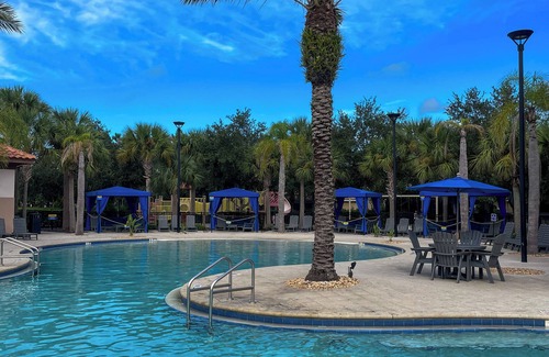 Sunridge Woods Villa | Disney Area Luxury Villa · Private Heated Pool, Jacuzzi & Spa · Solterra Resort