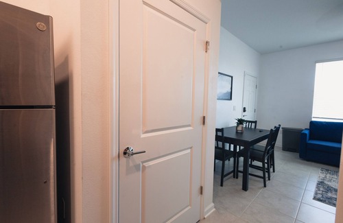 Haines City Apartamento | Disney, Pool, Parks - World Class, Modern Suite