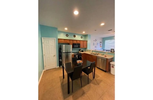 Crestwynd Bay Casa | DISNEY R US! UNIVERSAL IS TOO!!!