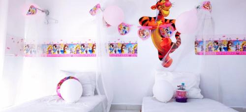 Blloku Casa | DISNEY'S Slumber Party