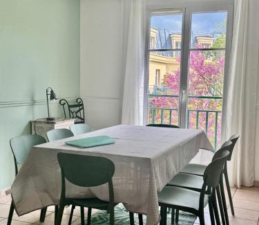 Chessy Apartamento | Disney, very nice 2 bedrooms family apartment, wifi, NETFLIX 8 pers