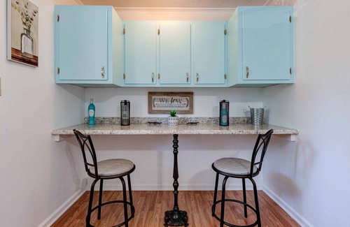 Black Mountain Casa | Disoway Getaway house in Black Mountain with 4 bdrms, fire pits, and game room.