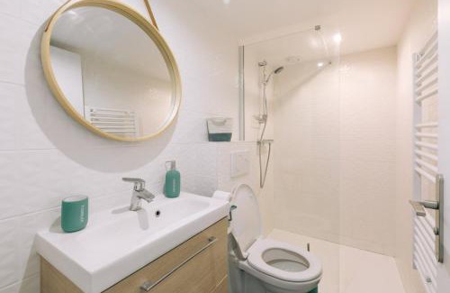 11th Arrondissement Apartamento | Disponible - Paris - All Equipped Souplex - From 1 to 6 Guests - Departure up to 11am - Entrance from 3pm