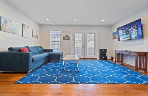 Columbia Heights Casa | District Townhome with Two Free Parkings #DCottage