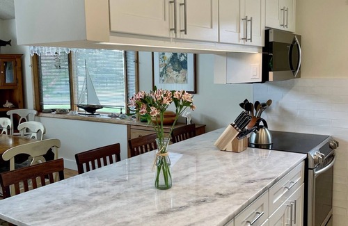Montauk Casa | Ditch Plains - Walk to Ocean - Brillante y acogedor EH Reg # 18-434