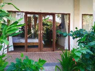Renon Casa | Diuma residence yoga meditation retreat and healing Center