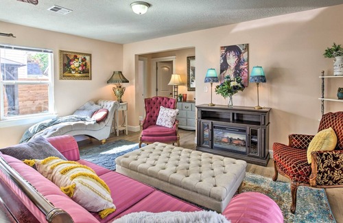 West Salem Casa | Diva's Den - West Salem Bungalow by RedAwning