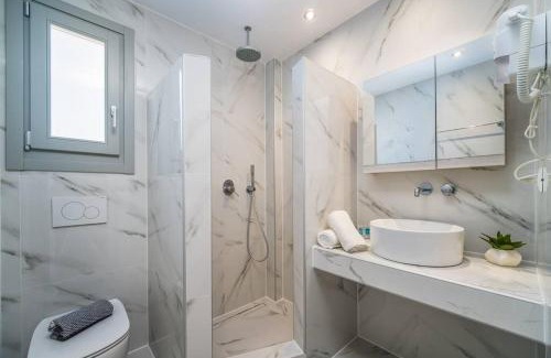 Vothon Apartamento | Divaly Suite - private heated jacuzzi