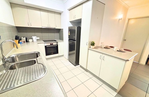 Earlville Apartamento | Dive In – Cairns Poolside Stay