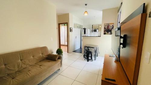 Paupina Casa | Dividir apartamento mobiliado com excelente localização em Messejana