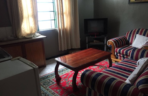 Livingstone Casa | Divine Guest House