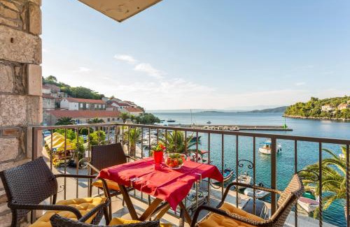 Racisce Apartamento | Divna Apartments and Rooms