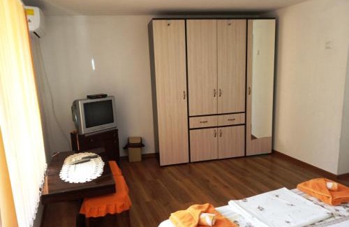 Krushuna Casa | Divna Guest House