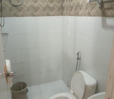 Cabanatuan Apartamento | DJCI Apartelle Walk to Robinson & NE Pacific Mall 3 Min to SM Cabanatuan