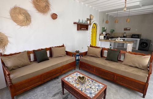 Erriadh Casa | Djerbian-style house for rent in Djerbahood