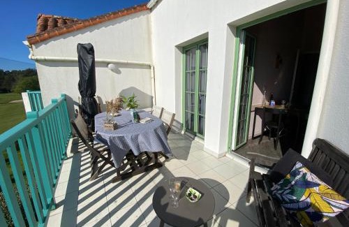 Bourgenay Apartamento | Djiiméé, Piscine & vue apaisante sur Golf, 5 pers