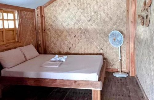 Taytay Complejo | DK2 Resorts - Waddy Bay Views - Fast Internet & Northern Palawan Gateway