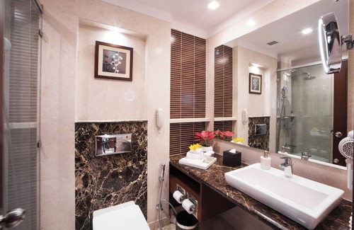DLF Phase 3 Hotel | DLF Club 3